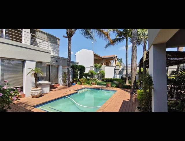 4 BEDROOM PROPERTY TO RENT IN BRENTWOOD